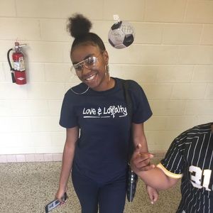 Meet your Posher, Amari